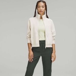 Lululemon softstreme natural ivory funnel neck full zip up sz 4
